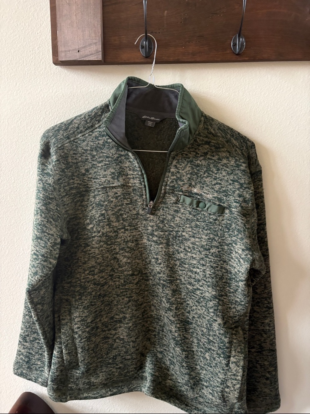Eddie Bauer Men's Heathered Forest Green Quarter-Zip Pullover